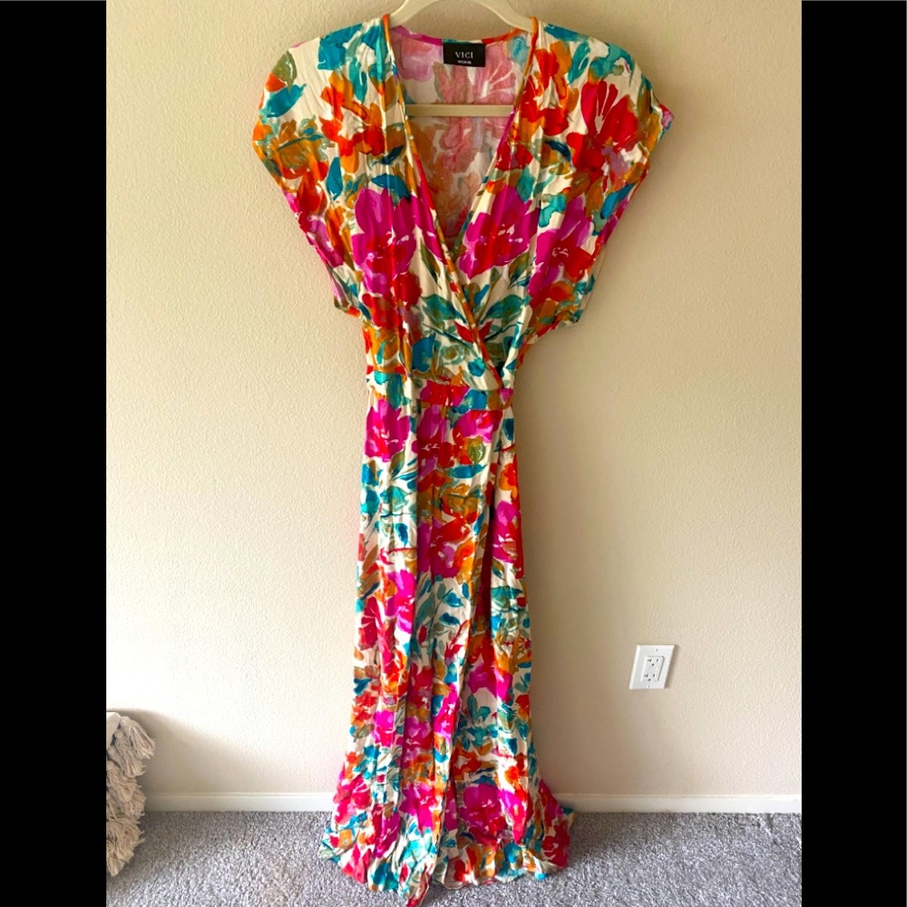 VICI Floral Wrap